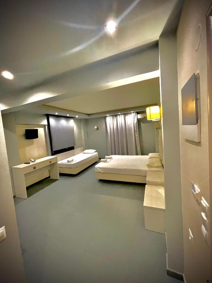 Blue Sea Boutique Apartments Olympiakí Aktí Eksteriør billede